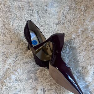 Jessica Simpson Dark Burgundy Patent Heels